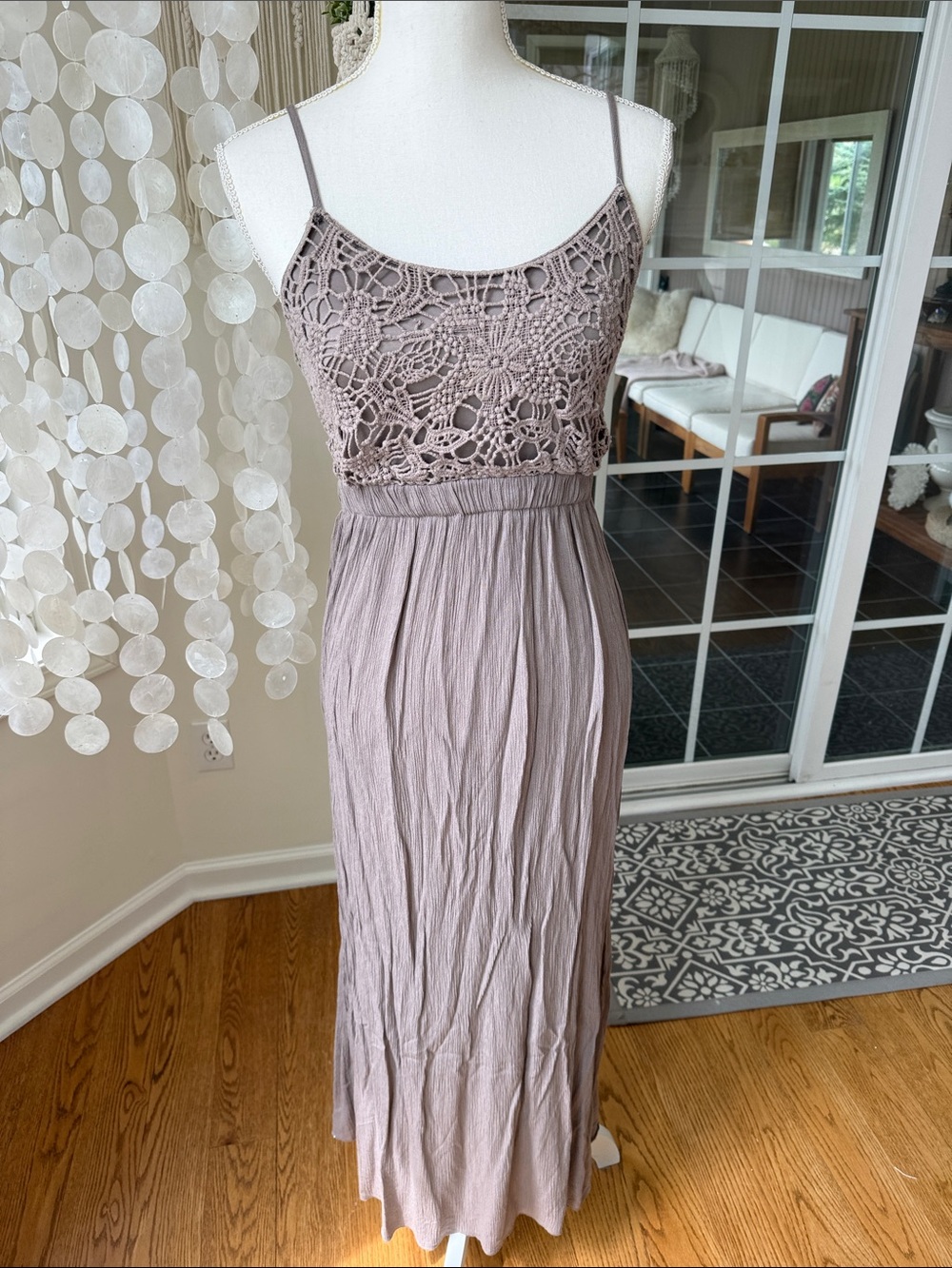 Women's Crochet Bodice Maxi Dress - Taupe